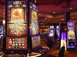 ink771 Aplikasi mobile Android iOS tampilan antarmuka game slot live casino terpercaya Indonesia